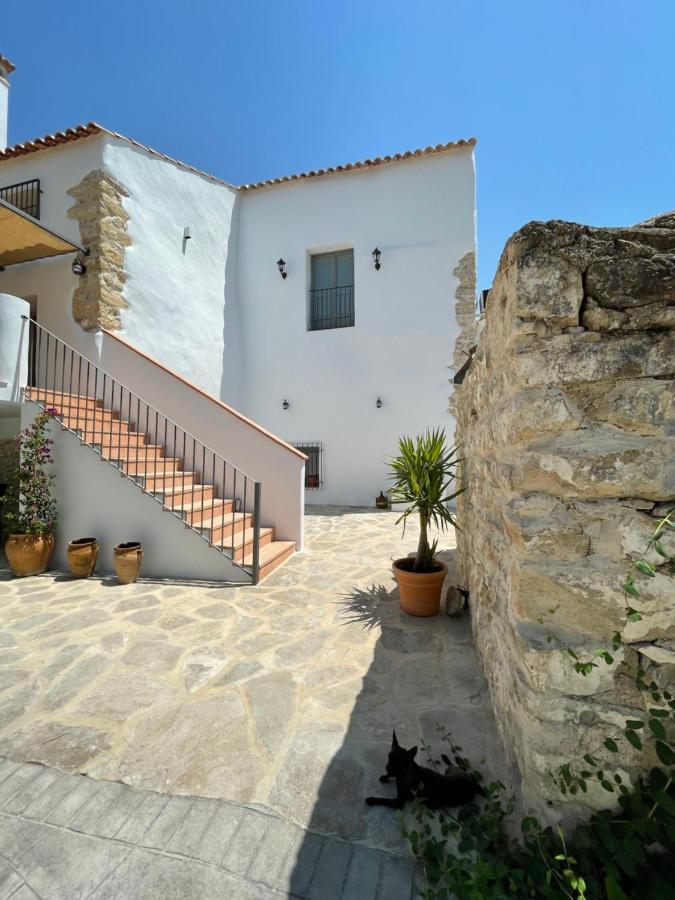 Cortijo Las Angosturas Montefrío Exterior foto